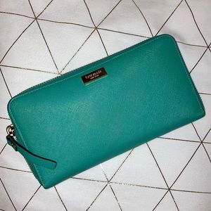 Kate Spade Teal Zip Around Continental Wallet EUC